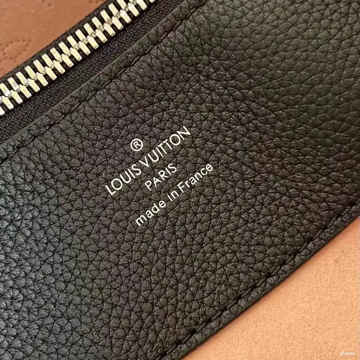 LV 2302HT0015 Bag 0623